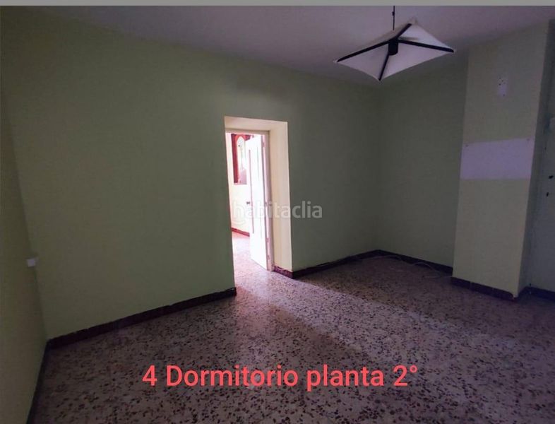 Foto 884c84e2-c361-4417-b295-c7a999592b9a. Casa adossada a Manzanares