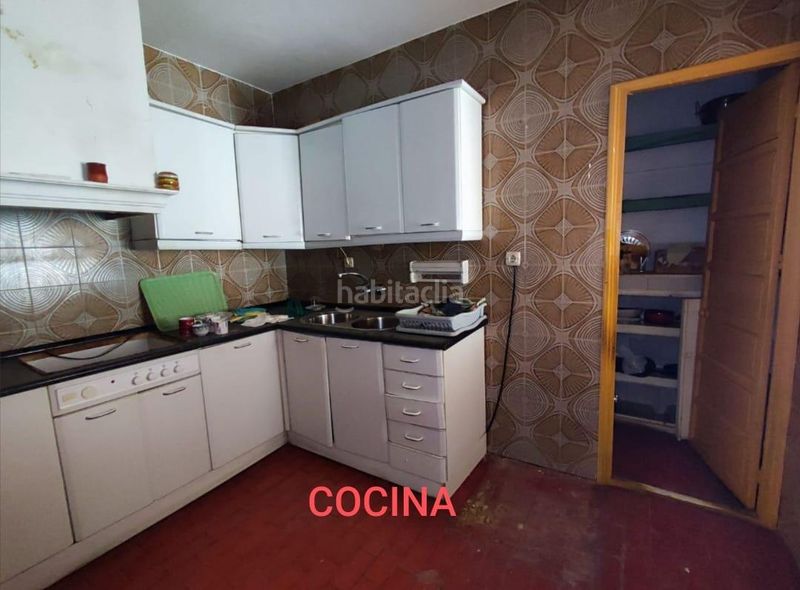 Foto a4788482-aa35-4ee3-b613-02348c4554fa. Casa adossada a Manzanares