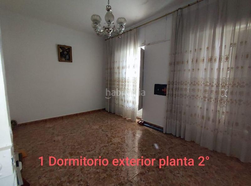 Foto b29408e2-7edf-46f1-93db-b8f9c45c4209. Casa adossada a Manzanares