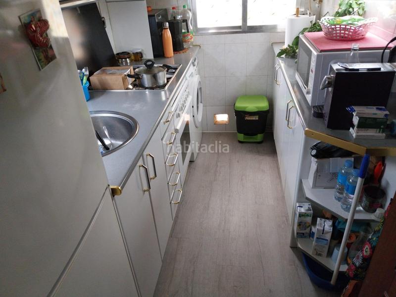 Foto f71d223c-27ff-440e-a3c8-6feb2ab5796d. Piso luminoso piso exterior en villaverde, oportunidad única en Madrid
