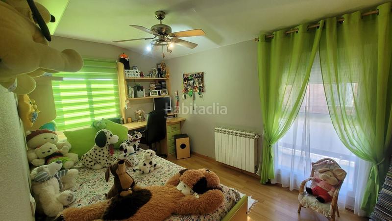 Foto d236d57b-aaf7-4d65-8886-e4eb6a89d069. Chalet mit heizung parking in Yunquera de Henares