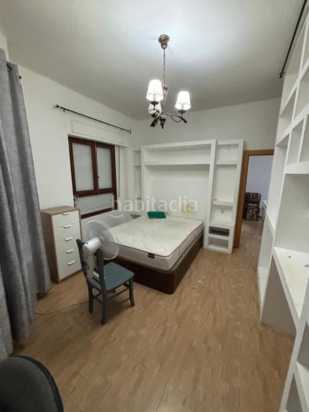 Foto 8bf56065-f560-492d-a16c-9f40cf3a6e4d. Pis amb aparcament a Las Trescientas-San Francisco-Ciudad Vergel Elda