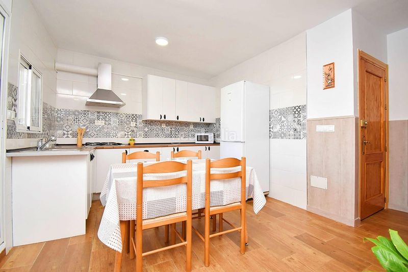 Foto e862890d-a273-478a-b549-abd818fde893. Casa a Fondón