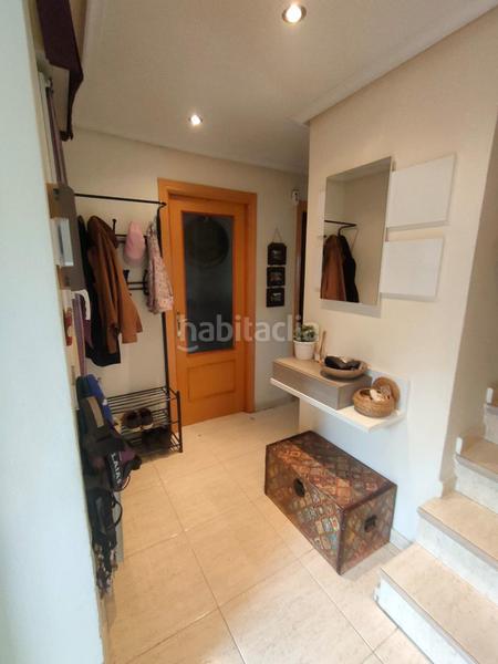 Foto 4b4585e3-dcb5-4792-80aa-10e371484cfa. Maison jumelée avec parking piscine dans Guadalix de la Sierra