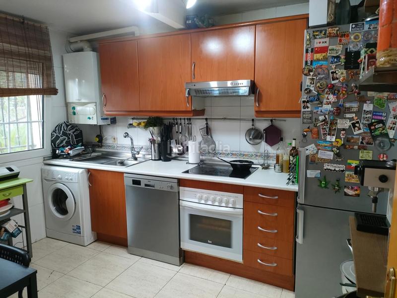 Foto b5ac36f0-4148-4f45-a4e6-434a9aa2f655. Maison jumelée avec parking piscine dans Guadalix de la Sierra