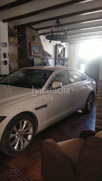Foto e32a49ca-d87e-4669-b31f-47f8f61b137b. Casa adossada amb calefacció aparcament piscina a Albacete