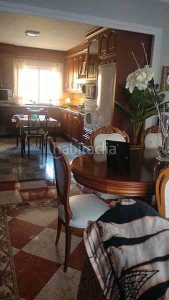 Foto e6589a64-907d-4f0e-b54e-dd966c0d3154. Casa adossada amb calefacció aparcament piscina a Albacete