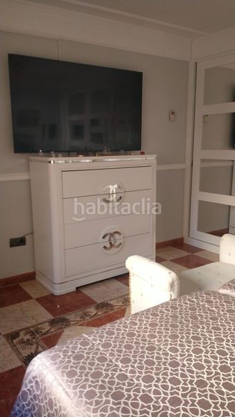 Foto f1e14ff0-e693-422f-93dc-c7b16e6d84e1. Casa adossada amb calefacció aparcament piscina a Albacete