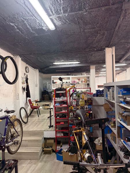 Foto 71c4919a-0098-47ed-9fc4-e11d1b6579a9. Local comercial a Portillo de Toledo