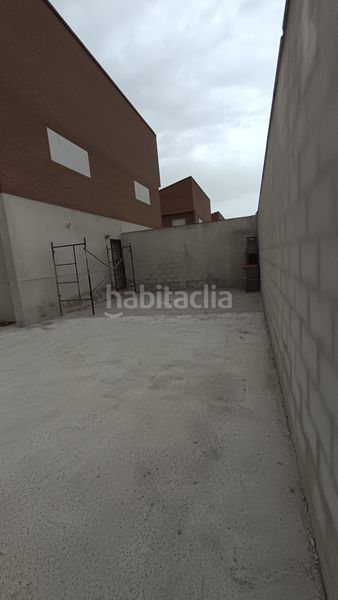 Foto d055361b-38e9-48ce-936d-b115f3c01dc8. Casa pareada en Novés