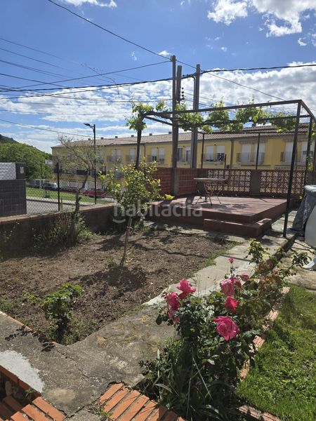 Foto 5dbc3ab5-fc59-4102-b24a-c2c07e051b15. Xalet amb piscina a Viver