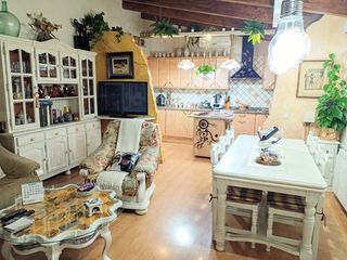 Casa adossada a Lanaja