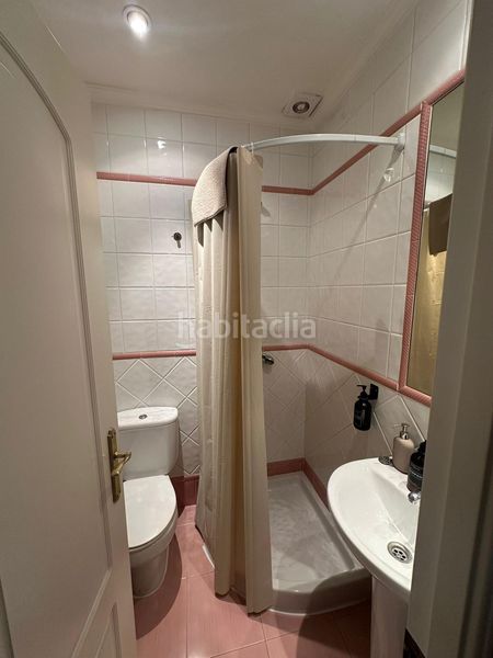Foto 128e270b-00f9-4c3a-8316-9c7b76e3f91e. Pis amb calefacció a Triana Este Sevilla
