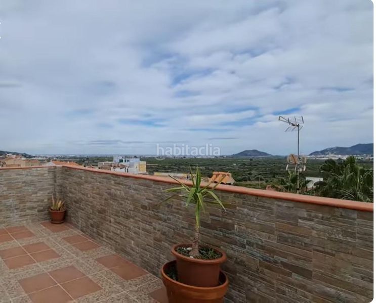 Foto 75a7a04e-e96b-4809-80b4-207a999f059d. Casa adossada a Ador