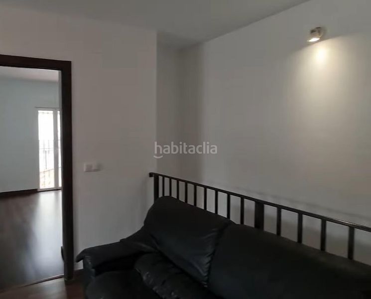 Foto a7ab3451-01c9-4964-9ee6-df9d2fc8014b. Casa adossada a Ador