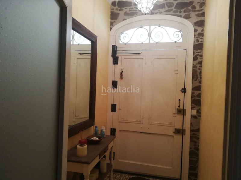 Foto 4a95b4b4-d4e6-46a5-8206-528eee04725a. Casa amb calefacció a Flix