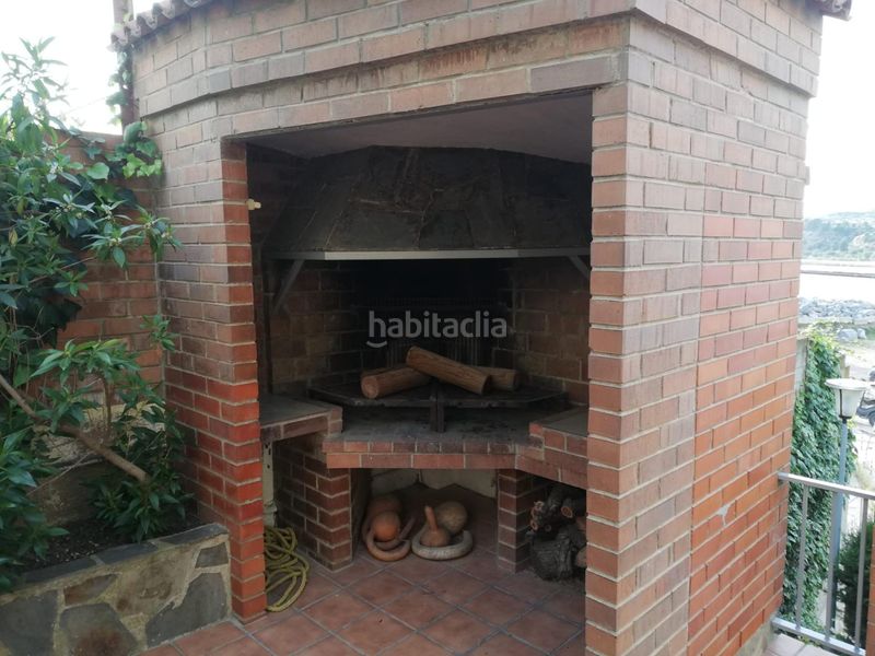 Foto fc30f095-9392-4bf7-b160-9b9108e2994d. Casa amb calefacció a Flix