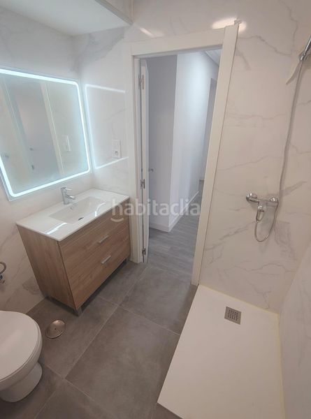Foto 45afdd8a-1e98-4c6b-b023-e8cb2980a6a1. Flat with heating in La Felguera Langreo