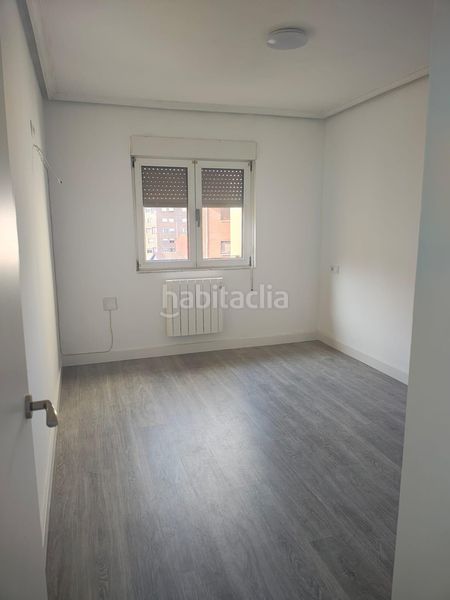 Foto 768f47e5-a346-48ad-bebb-41f79570d78f. Flat with heating in La Felguera Langreo