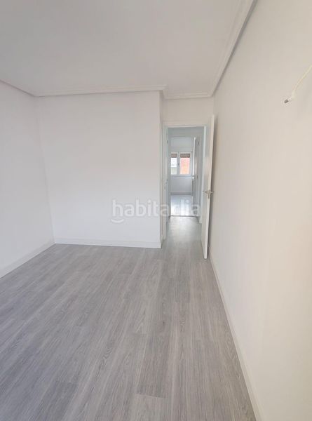Foto d2ef9739-d17c-4c36-8198-464722d0018b. Flat with heating in La Felguera Langreo