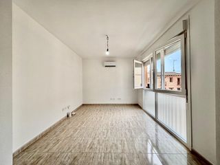 Flat in Lominchar