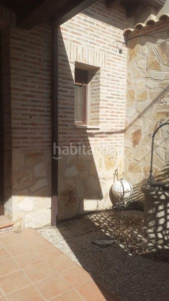 Foto 276c5679-11b1-4e69-bb1a-c9a8c28dbd2e. Casa amb aparcament piscina a Consuegra