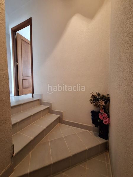 Foto b3762161-75f5-4eae-963f-82add5cc88a9. Casa adossada amb aparcament a Villoldo
