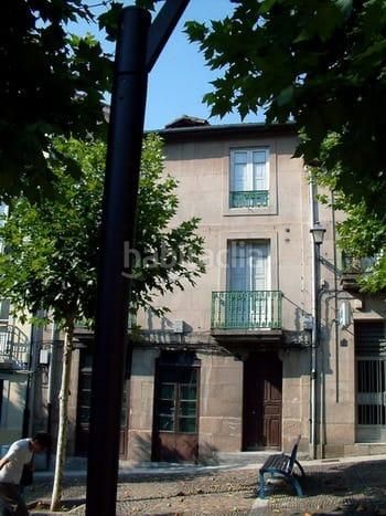 Foto ed3a9faf-b0b6-45a5-a497-e0b02a2748d3. Edificio in Casco Viejo Ourense