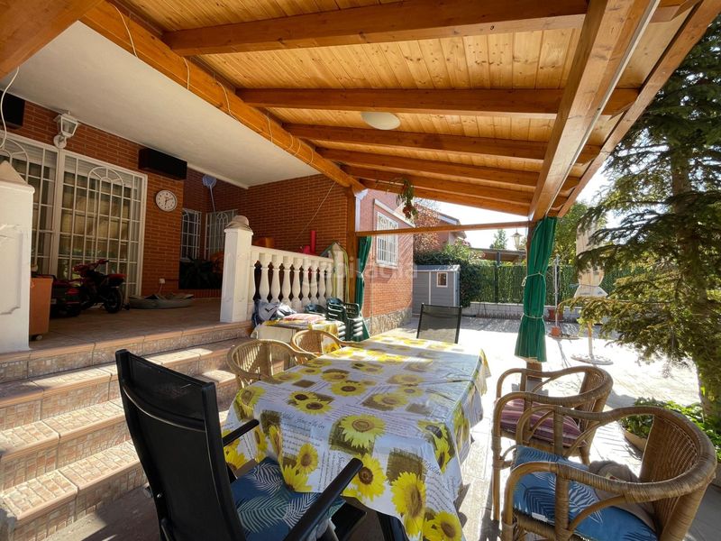Foto 6c61aa14-c3e7-4a5b-8617-f5069bb7b124. Chalet en Centro Rivas - Vaciamadrid