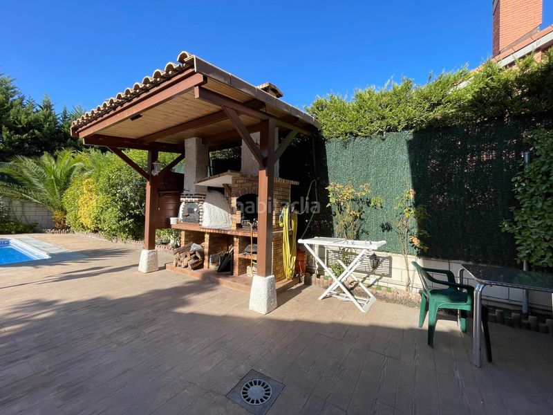 Foto 3d401055-7c8d-4f61-80be-7276c8d008ef. Xalet amb calefacció aparcament piscina a Centro Rivas - Vaciamadrid
