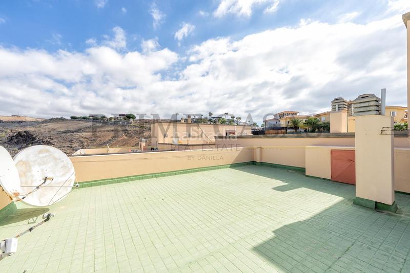 Foto c8beb25f-0c17-4cb8-8cbb-1dd1989a941d. Àtic amb aparcament a San Agustín - Bahía Feliz San Bartolomé de Tirajana