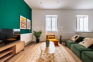Lloguer Pis a Universidad-Malasaña. Luminoso piso amueblado en alquiler de tres habitaciones en mala