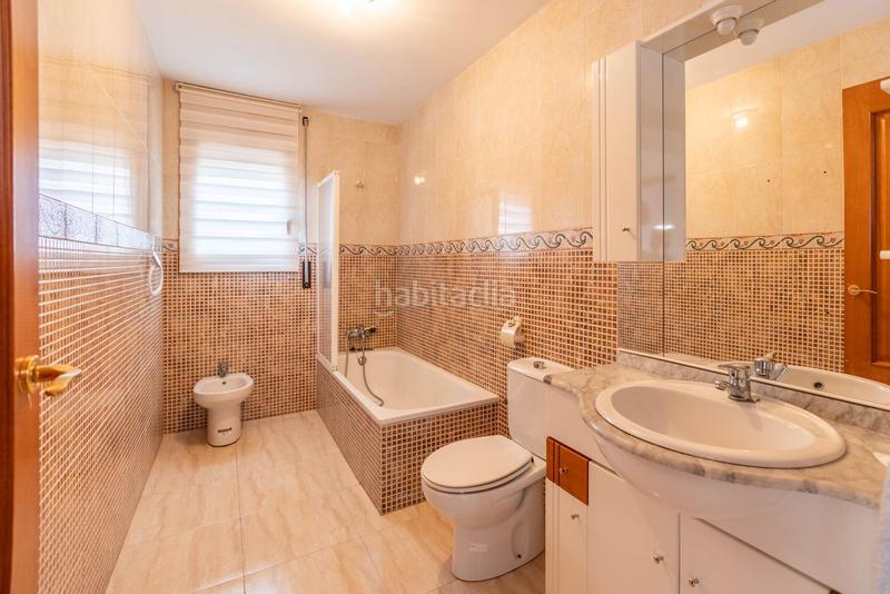 Foto 418d3519-334f-411c-a249-dfe6747d1cef. Casa  independiente en vilanova, luminosa, espaciosa y lista para entrar a vivir en Vilanova i la Geltrú