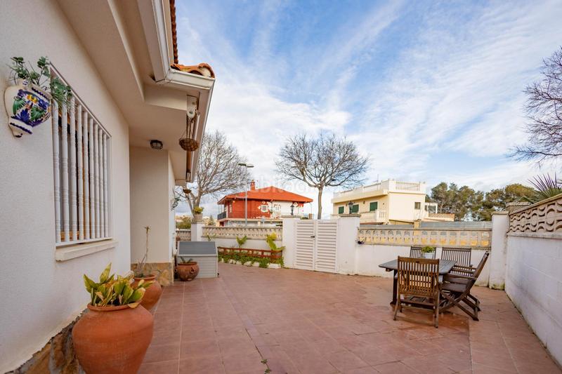 Foto d1b4e954-946e-4104-a8f3-456838a82f68. Casa  independiente en vilanova, luminosa, espaciosa y lista para entrar a vivir en Vilanova i la Geltrú