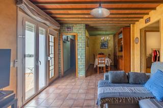 Pis a Les Roquetes. Piso con terraza privada en les roquetes  les llunes