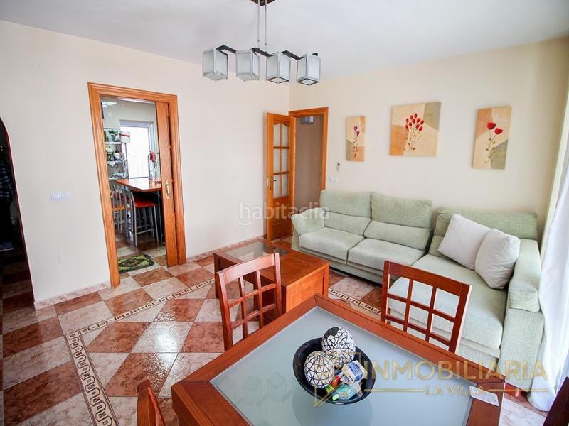 Foto e222610b-4d7d-4a46-a2cf-5d2a8d674a1d. Piso se vende piso en primera planta reformado en pleno Centro en Alhaurín el Grande