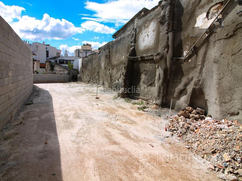 Foto 3d6a8d0b-f79e-45ab-9da9-7f5ac0d0c96e. Terreno residencial se vende solar urbano en el centro en Coín