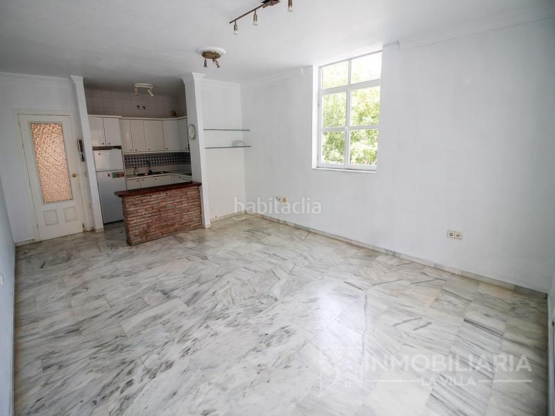 Foto 0822f61c-05f6-4515-9fa6-b176d4c62a41. Piso gran piso con terraza y piscina en Castillo Sohail - Myramar Fuengirola
