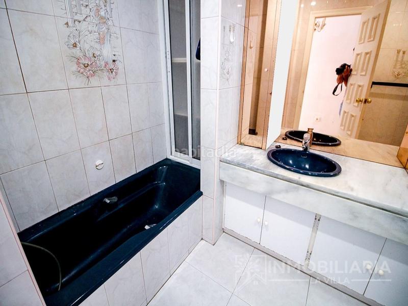 Foto 120431a2-4ba3-4fa5-98d7-c7dac4cbd020. Piso gran piso con terraza y piscina en Castillo Sohail - Myramar Fuengirola