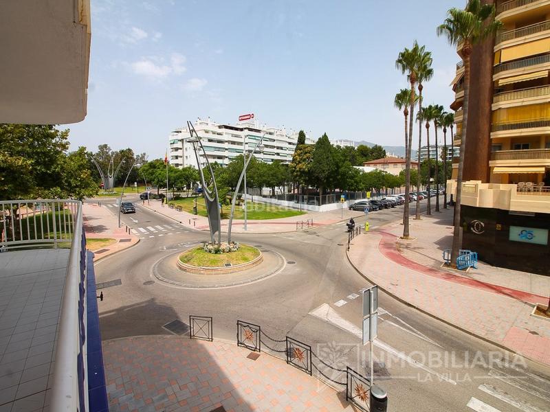 Foto 5dbfe175-1149-4f03-adc8-f135ff29f823. Piso gran piso con terraza y piscina en Castillo Sohail - Myramar Fuengirola