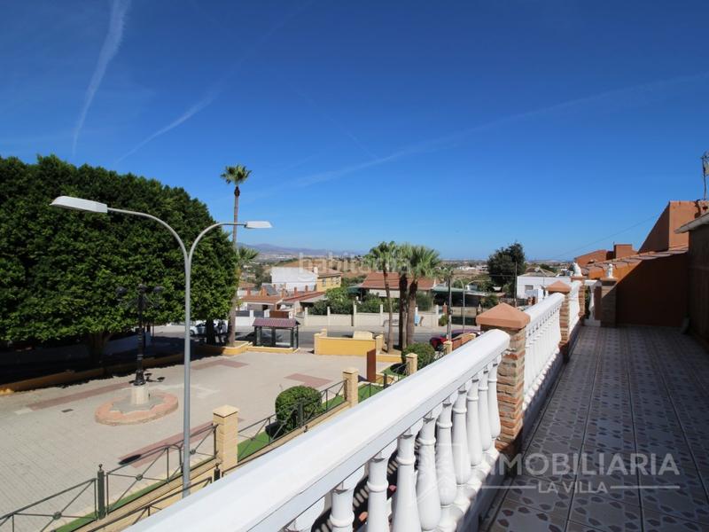 Foto 31a02fa1-18e2-481a-90a6-1e722e925a14. Casa  grande con garaje en alhaurin de la torre. en Alhaurín de la Torre