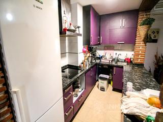 Appartement  Calle cruz. Se vende piso en planta baja en c. la cruz, coín