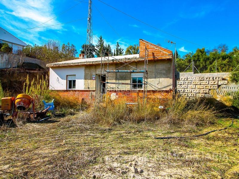 Foto 4277b30b-9a00-4a73-b02d-7c4336731f01. Bauernhof in Centro Alhaurín el Grande