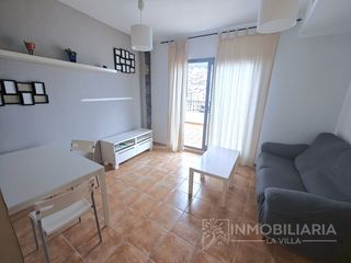 Miete Dachwohnung  Avenida san roque. Se alquila precioso ático con terraza y ascensor en tolox