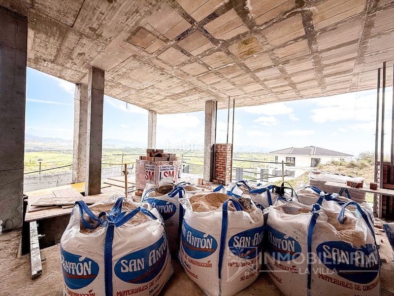 Foto 8d2aa6ac-5b13-4878-8ba5-88e7367f4fc8. Casa amb aparcament piscina a Coín