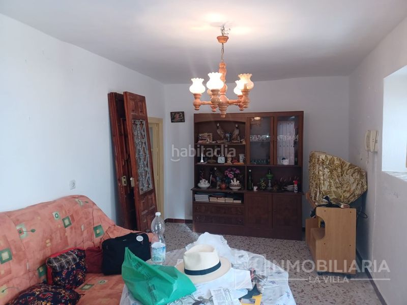 Foto 6ff663fb-f76f-4014-b81d-4dca39c94417. Casa amb aparcament a Alozaina