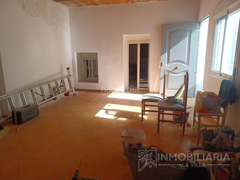 Foto 9aa06af0-10d2-44af-b0c5-c811f1667b1a. Casa amb aparcament a Alozaina