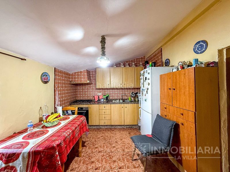 Foto c3d6130a-7348-4b80-87b2-d1514dadaad3. Masia amb aparcament a Álora