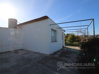 Masia  Calle maestro rafael de león. Magnifico terreno de regadio con casa para disfrutar en alhaurin