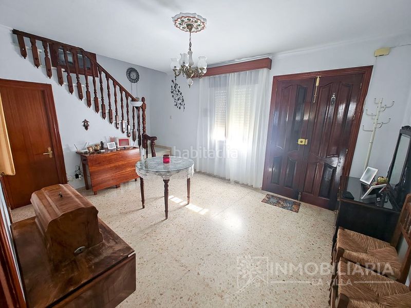 Foto c645bc33-f457-4ac3-8088-6ce1f6582bec. Casa a Yunquera